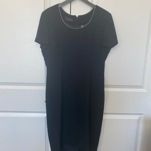 Dana Buchman Black dress